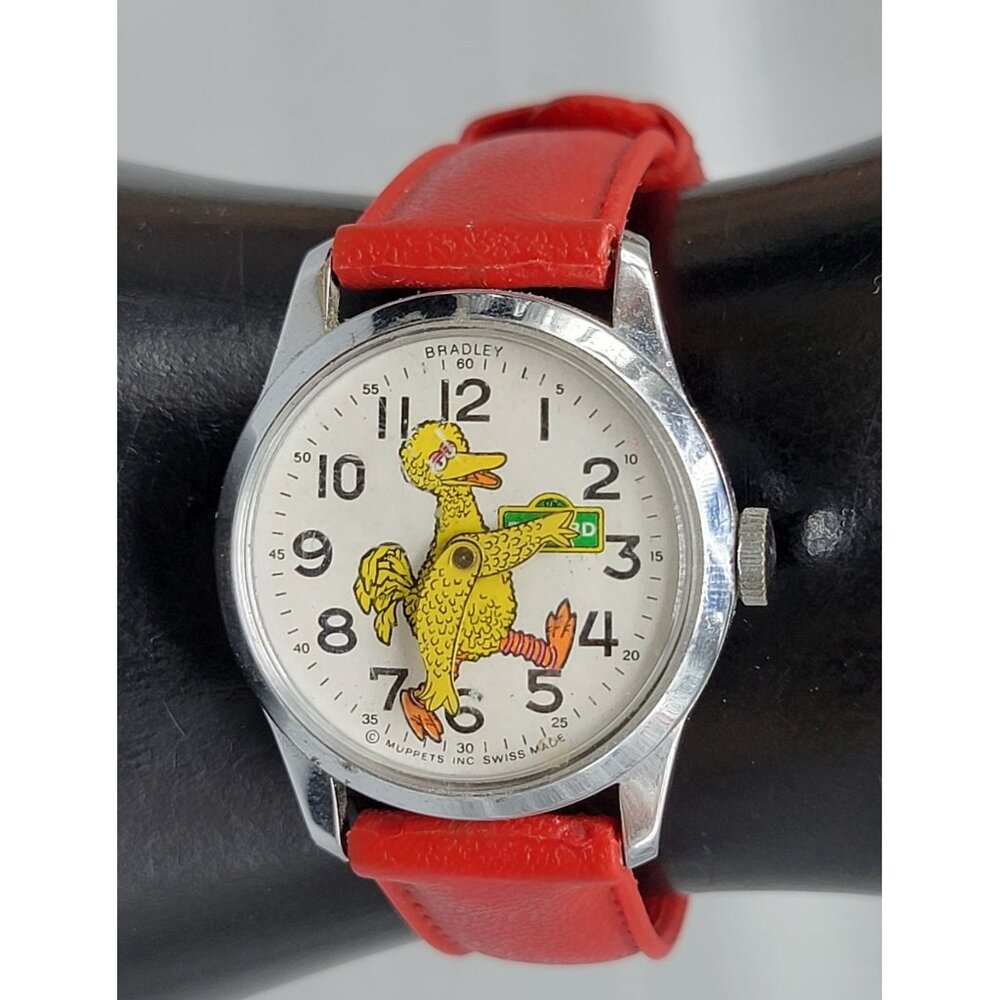 Bradley Muppets Big Bird Wind Watch Silver Tone Pointing Hands 6.5" 1970s Swiss